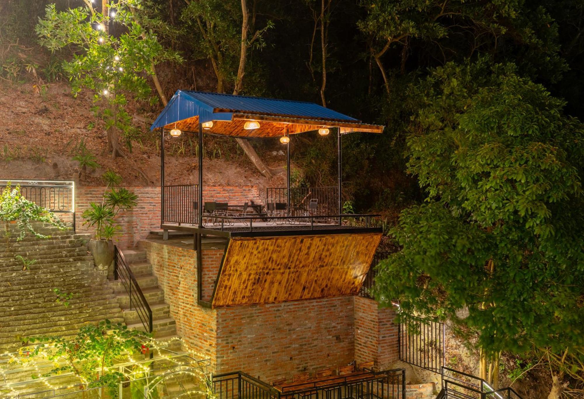 Cat Ba Xanh Spring Garden Hotel Dong Khe Sau Exterior photo