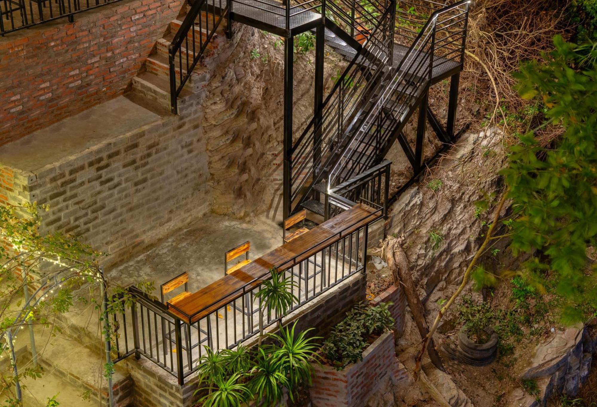 Cat Ba Xanh Spring Garden Hotel Dong Khe Sau Exterior photo